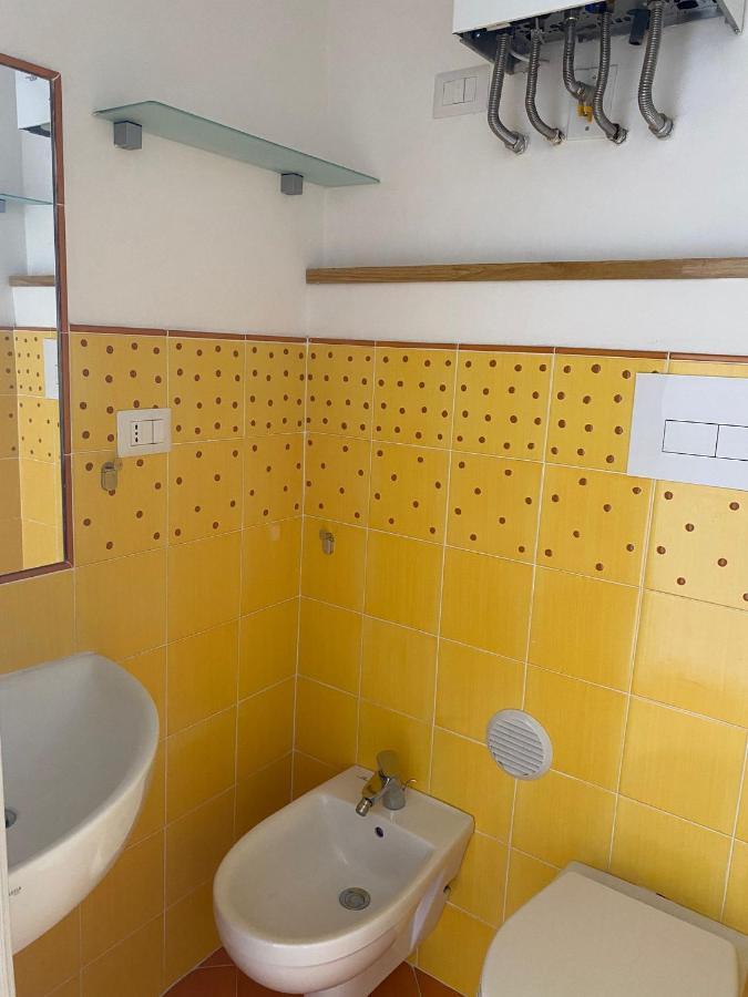 サレルノCasa Amalfitana Limoncelloアパートメント エクステリア 写真