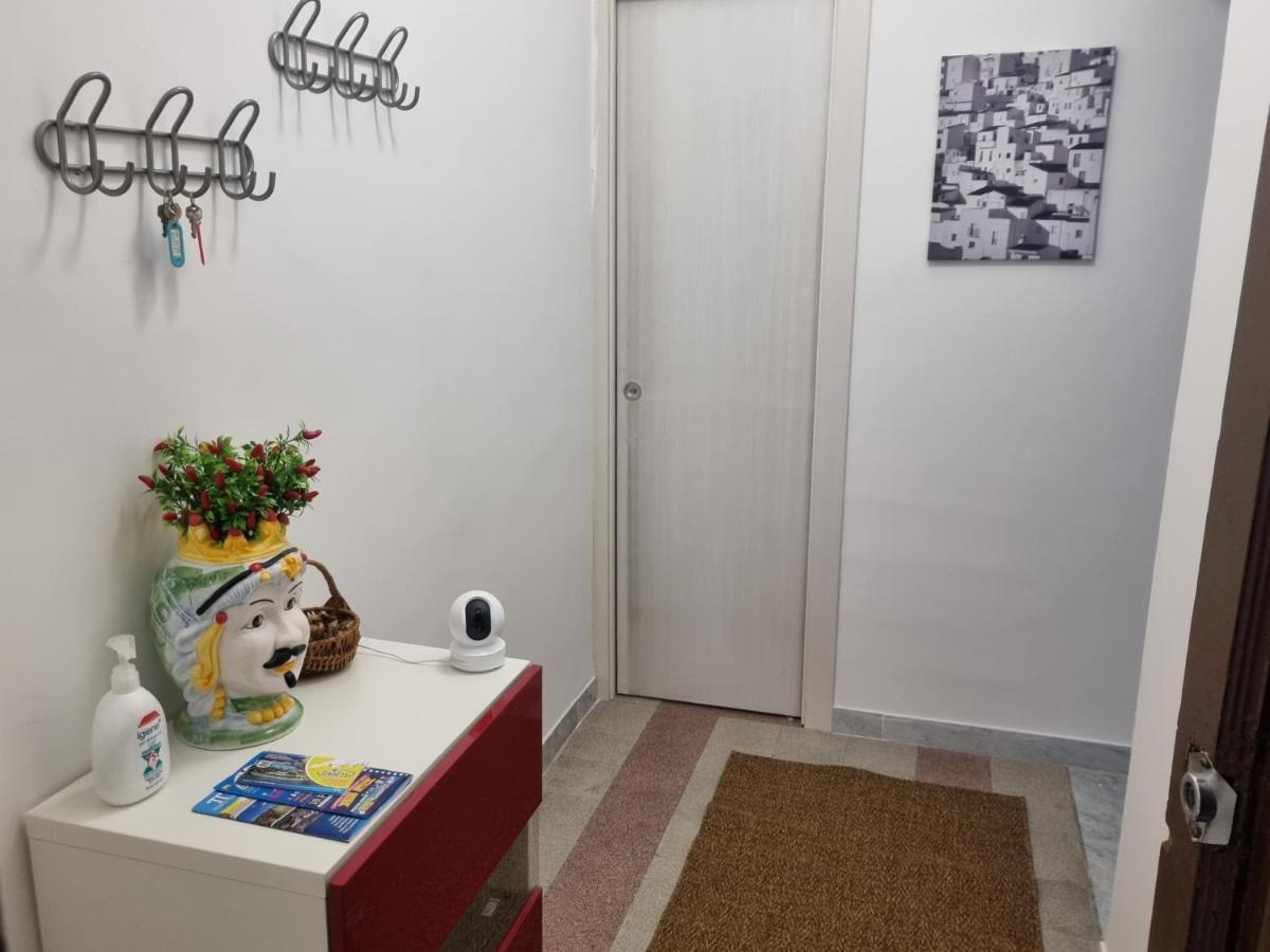 サレルノCasa Amalfitana Limoncelloアパートメント エクステリア 写真